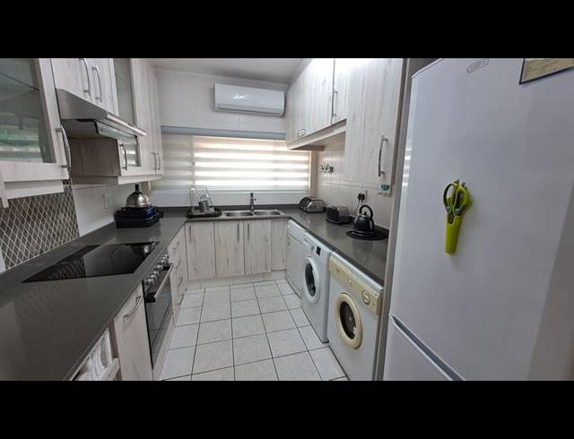 3 BEDROOM APARTMENT FOR SALE IN MANABA BEACH